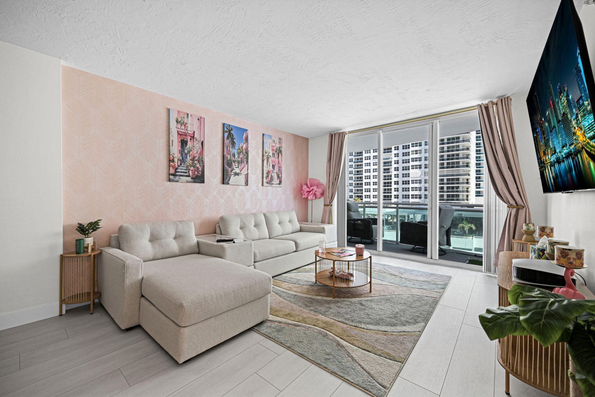 3001 S Ocean Drive, Unit 403, Hollywood, FL 33019 Photo