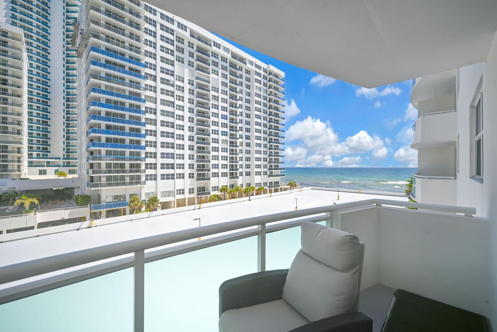 3001 S Ocean Drive, Unit 403, Hollywood, FL 33019 Photo