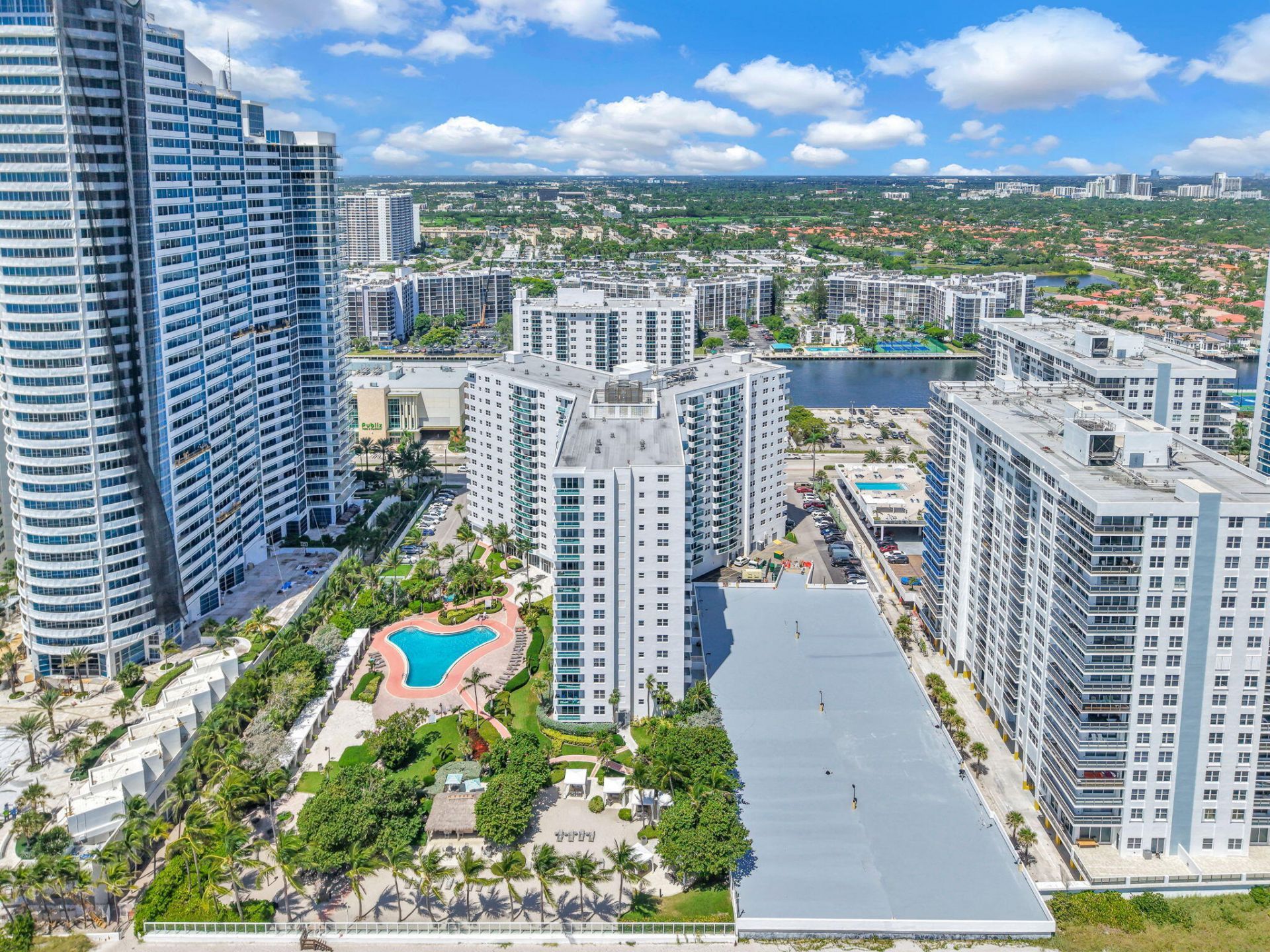 3001 S Ocean Drive, Unit 403, Hollywood, FL 33019 Photo