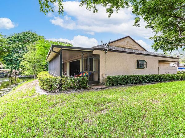 9420 Chelsea Drive S, Plantation, FL 33324