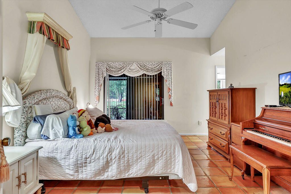 9420 Chelsea Drive S, Plantation, FL 33324 Photo