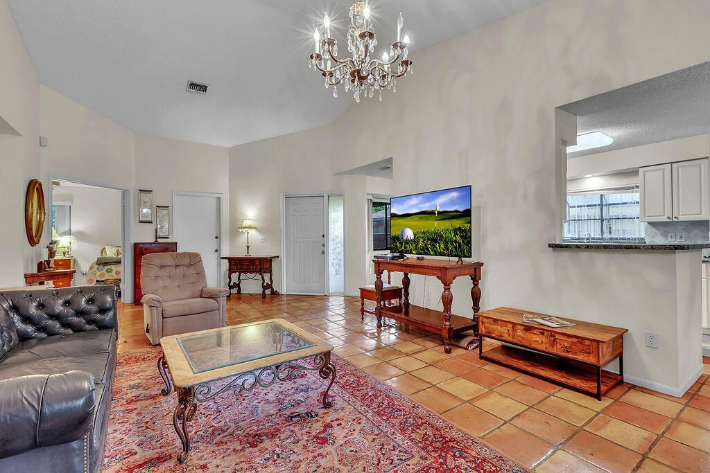9420 Chelsea Drive S, Plantation, FL 33324 Photo