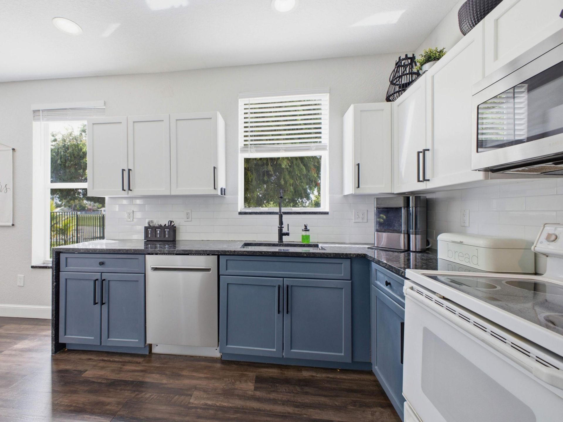 5676 Azalea Circle, West Palm Beach, FL 33415 Photo