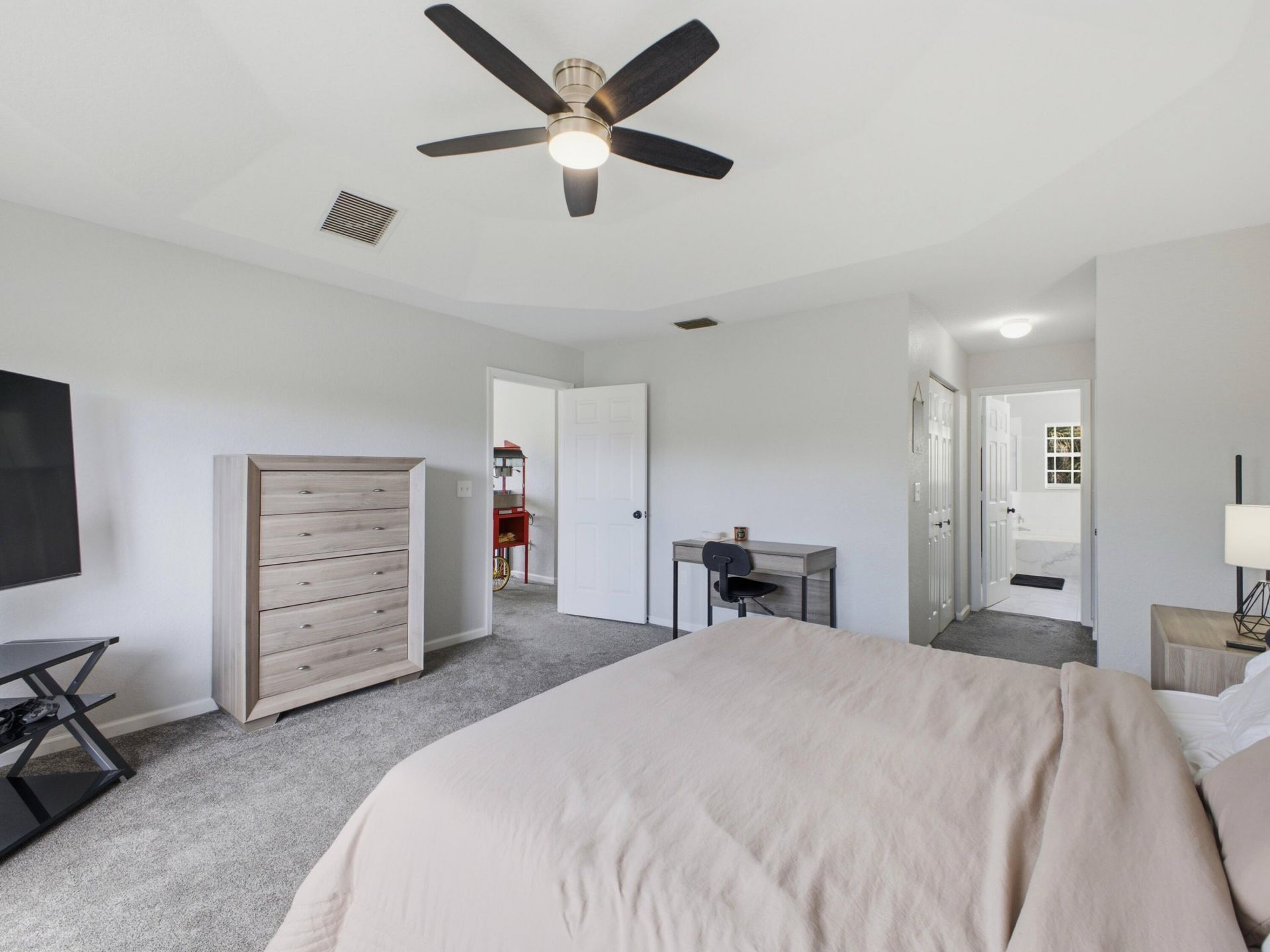 5676 Azalea Circle, West Palm Beach, FL 33415 Photo