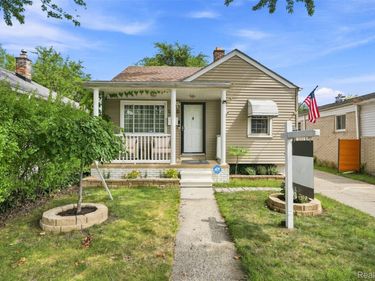 1840 Keppen Boulevard , Lincoln Park, Mi 48146