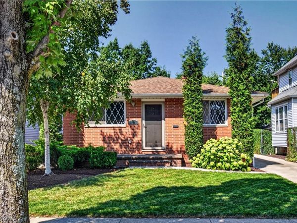 1316 W 105th Street , Cleveland, OH 44102