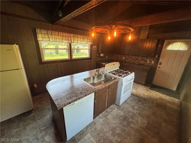 9050 Trinity Church Road, Lisbon, OH 44432 Photo 5