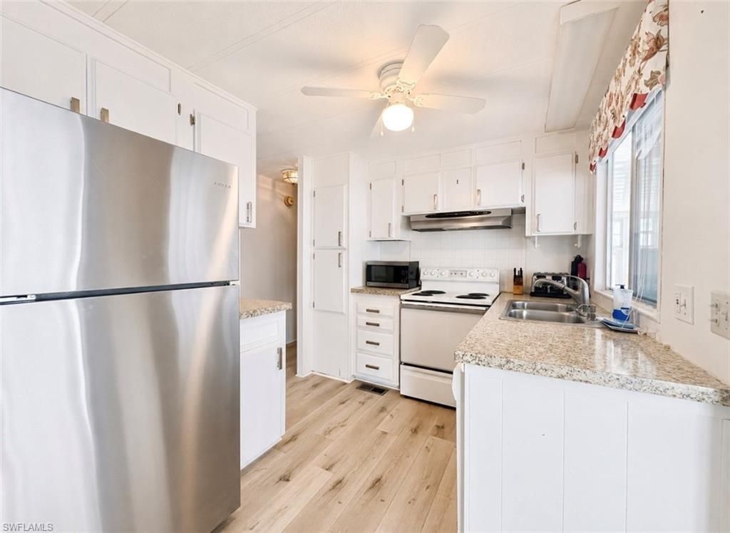 817 Cape Haze Ln, Naples, FL 34104 Photo