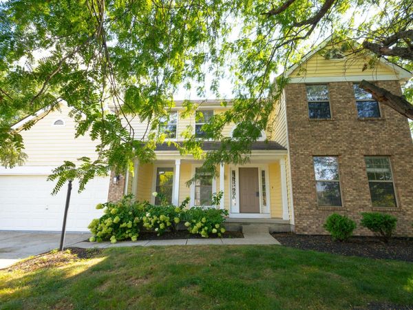 4581 Huntwicke Drive, Hilliard, OH 43026