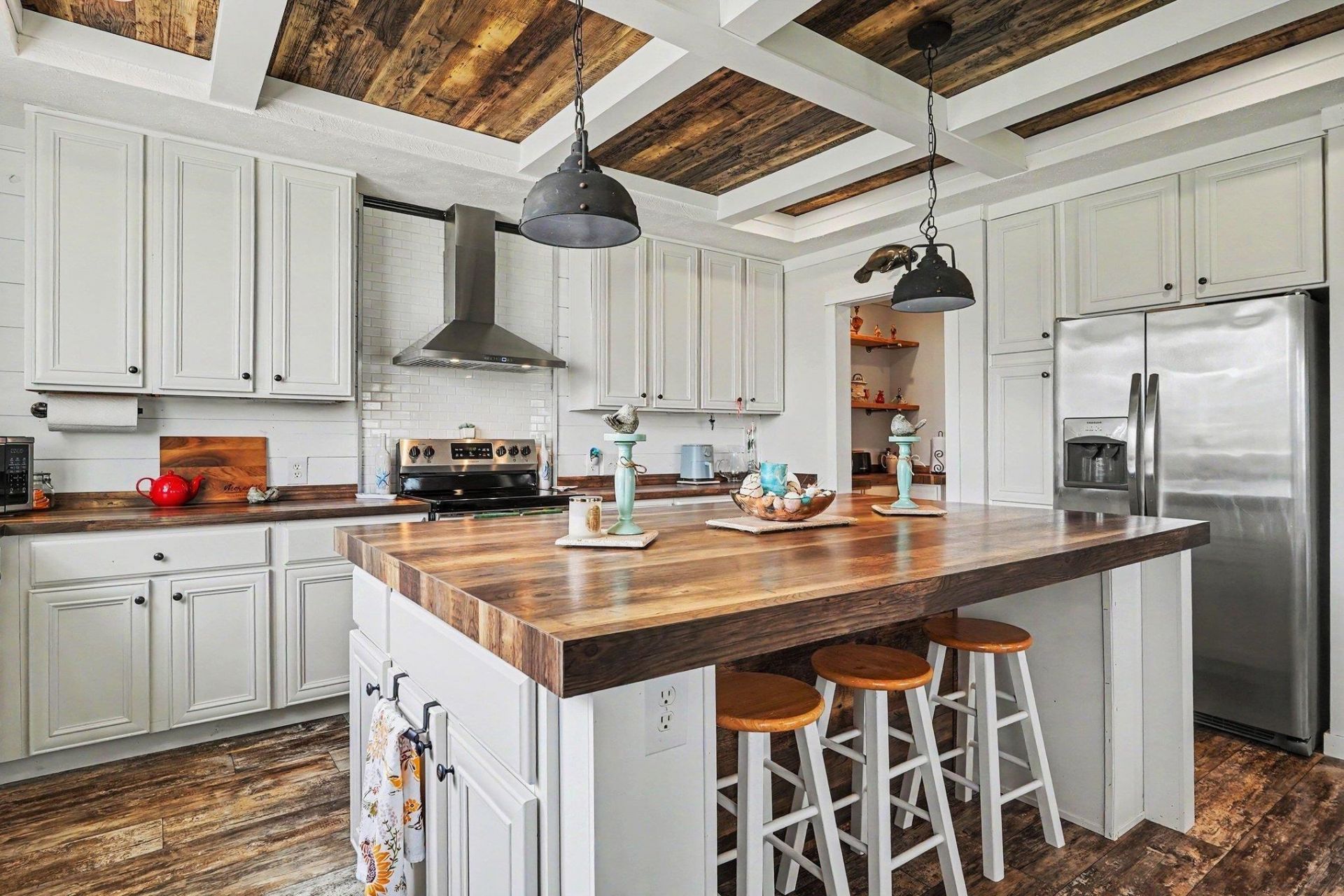 3294 Marshland Rd.  Photo 8