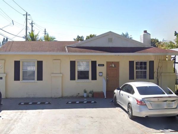 2224 SW 11th St , Unit 2, Miami, FL 33135