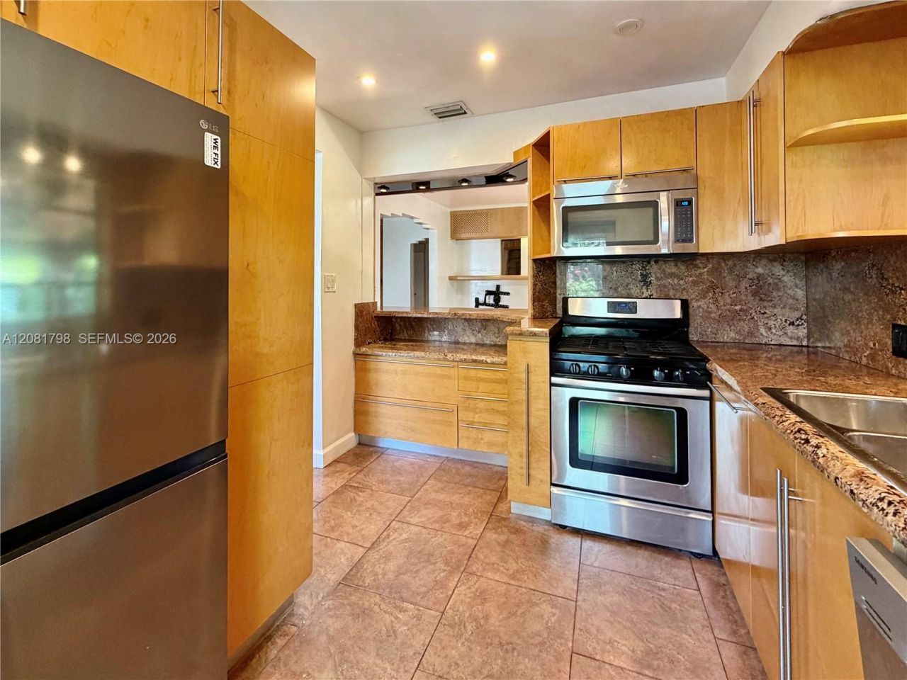 9132 Byron Ave, Surfside, FL 33154 Photo