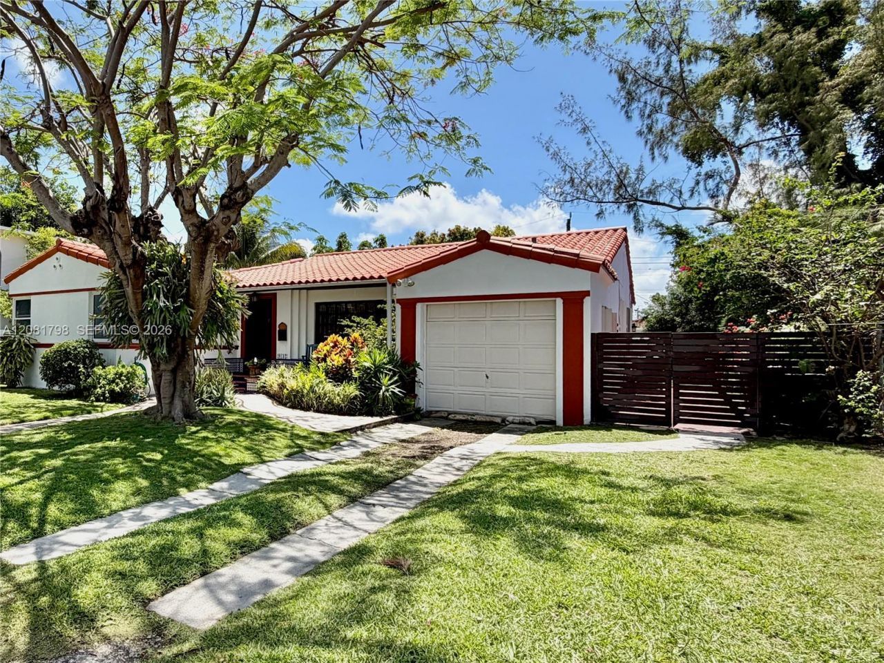 9132 Byron Ave , Surfside, FL 33154 Photo