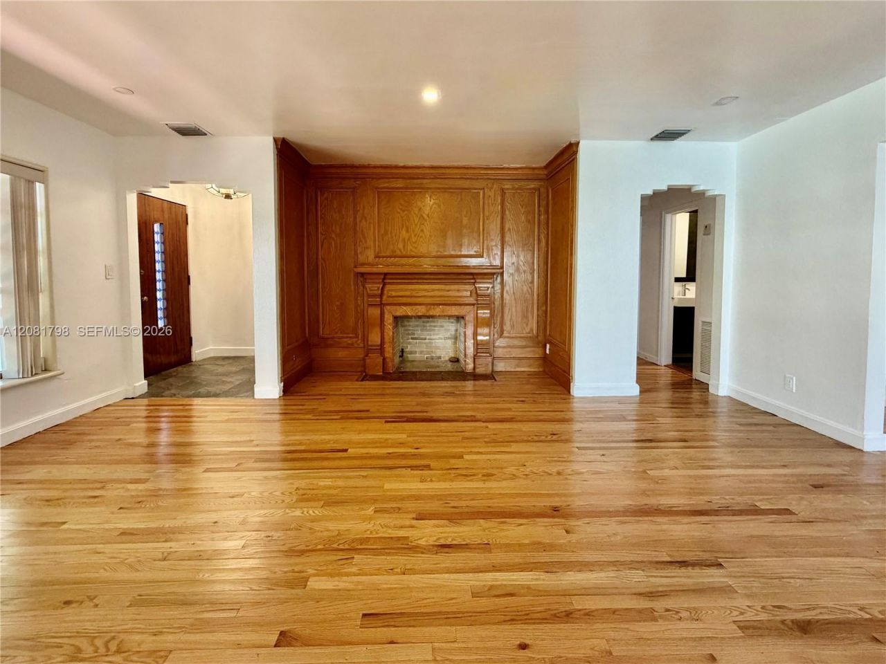 9132 Byron Ave, Surfside, FL 33154 Photo