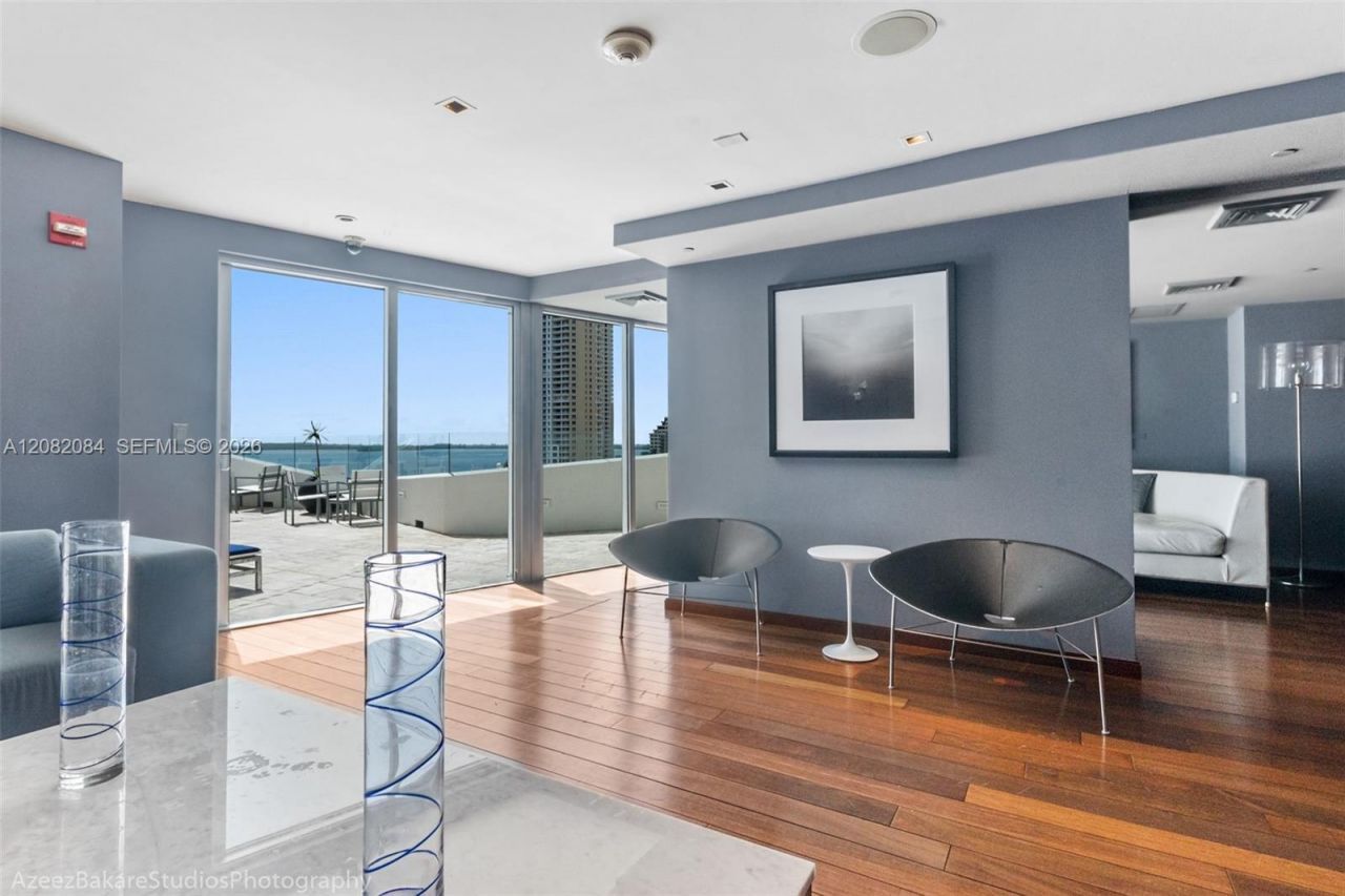 325 S Biscayne Blvd , Unit 415, Miami, FL 33131 Photo