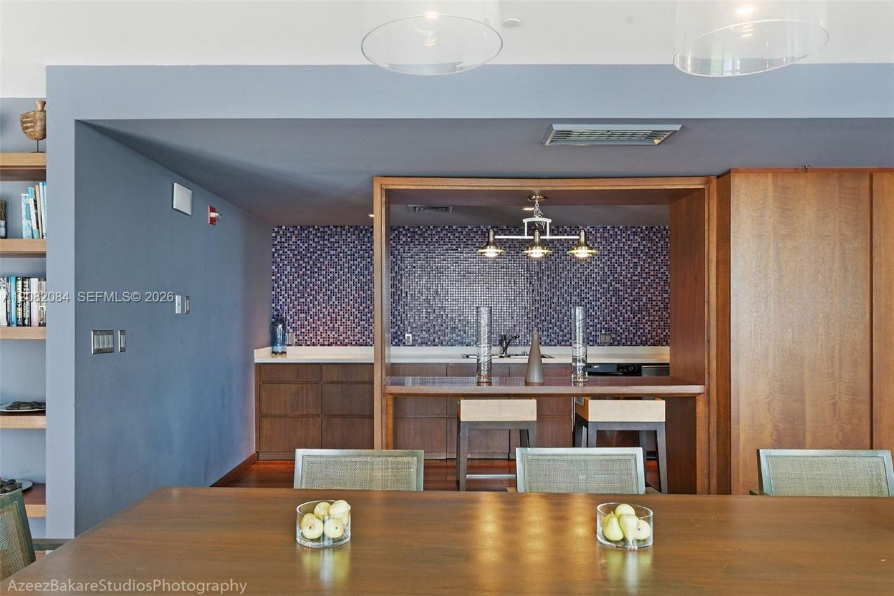 325 S Biscayne Blvd , Unit 415, Miami, FL 33131 Photo