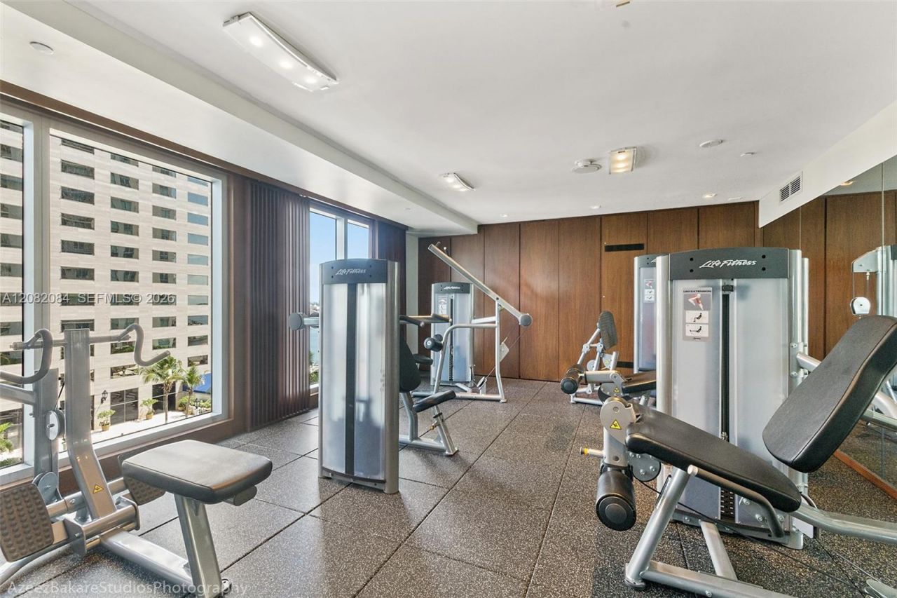 325 S Biscayne Blvd , Unit 415, Miami, FL 33131 Photo