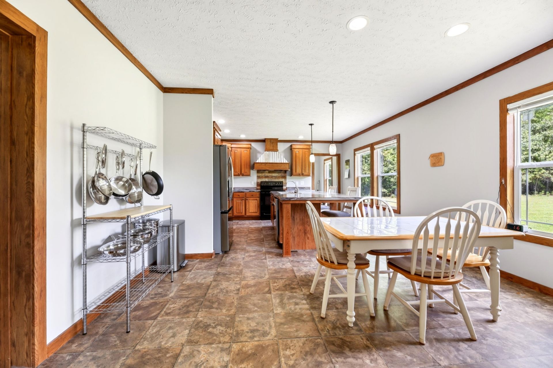 1331 N Brewington Road Photo 23
