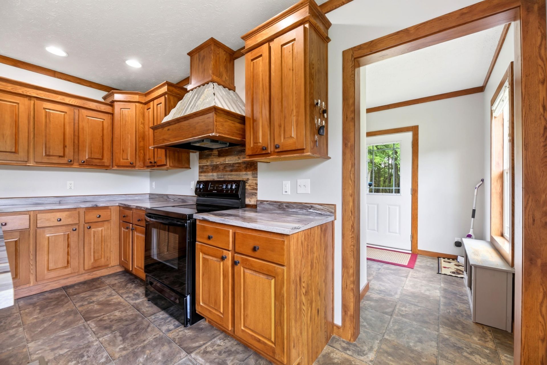 1331 N Brewington Road Photo 31
