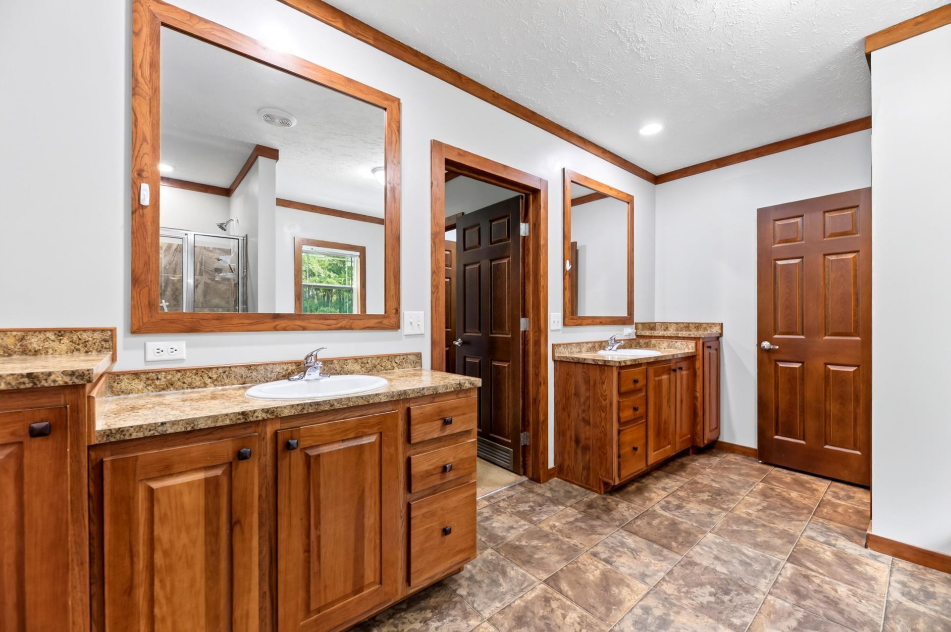 1331 N Brewington Road Photo 39