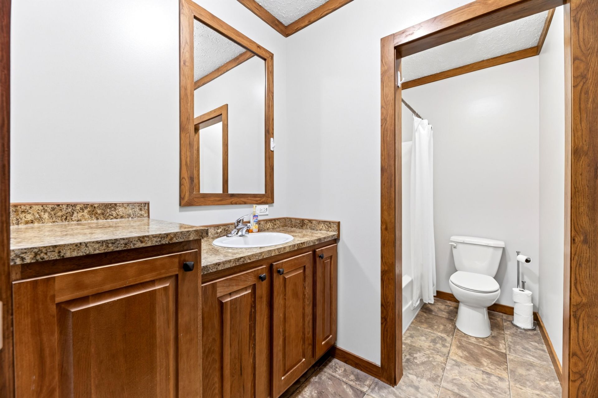 1331 N Brewington Road Photo 44