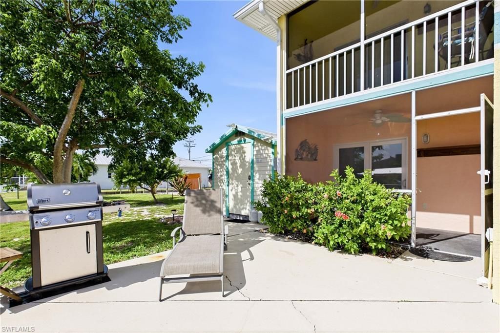 3226 Stringfellow Rd, Saint James City, FL 33956 Photo