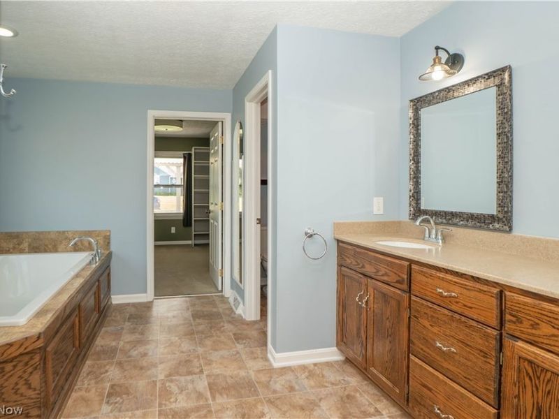 2125 41st Street NE, Canton, OH 44705 Photo 24