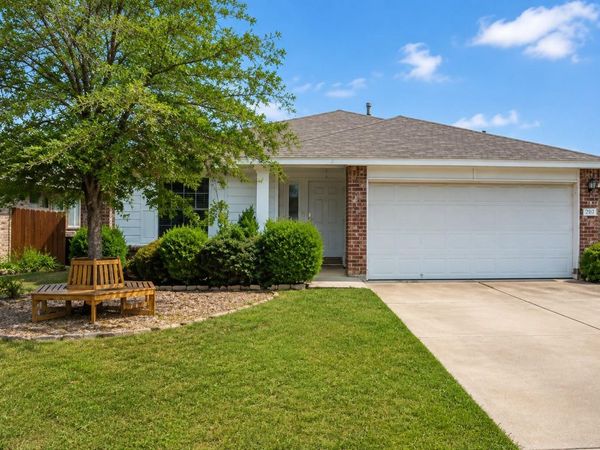 1509 Nettie DR, Leander, TX 78641