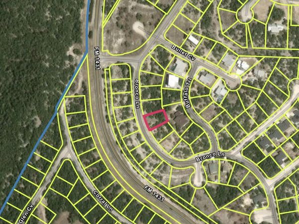 8527 Bronco LN, Lago Vista, TX 78645