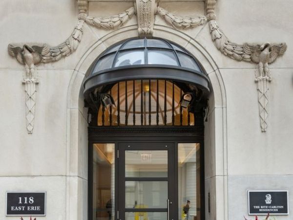 118 E Erie Street, Unit 37H, Chicago, IL 60611