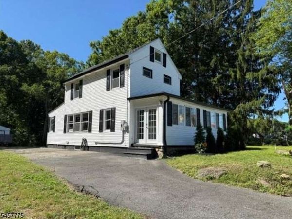 48 Old Budd Lake Rd, Mount Olive, NJ 07828