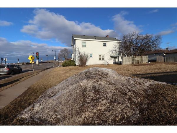 1306 Lake Shore Drive, Ashland, WI 54806