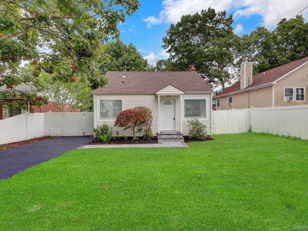 386 Tallwood Drive , Shirley, NY 11967