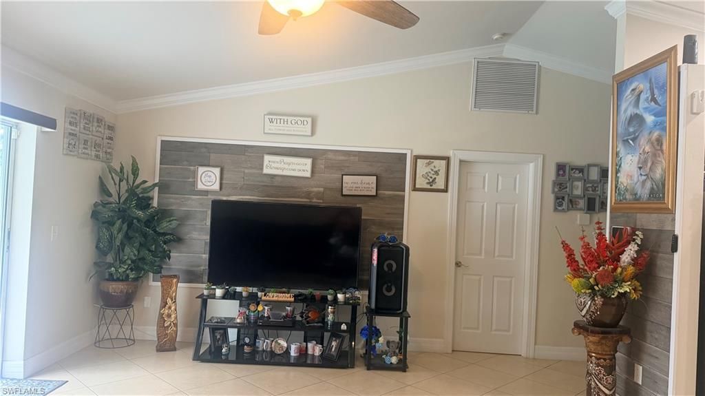 2230 Crystal Dr, Fort Myers, FL 33907 Photo