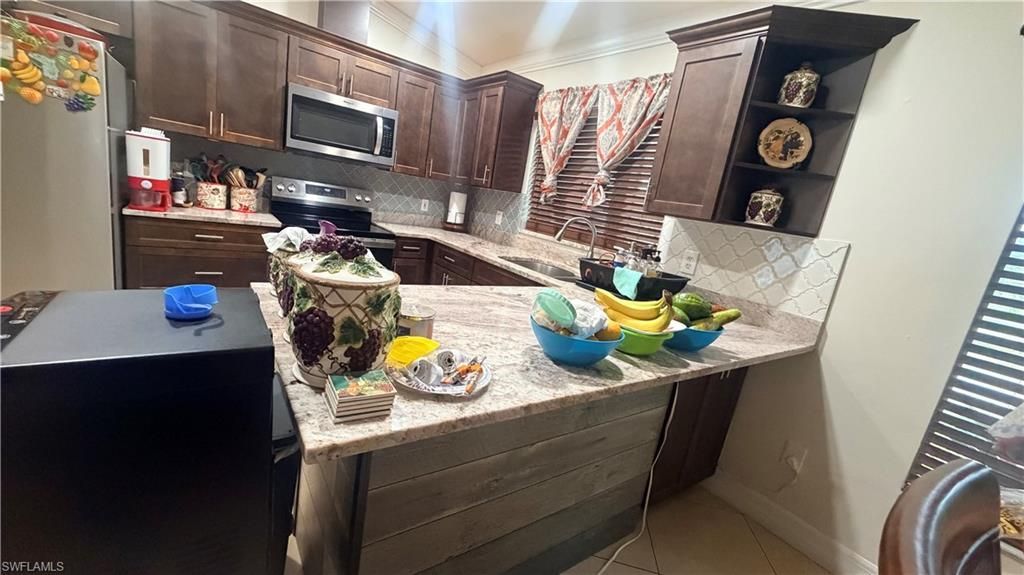 2230 Crystal Dr, Fort Myers, FL 33907 Photo