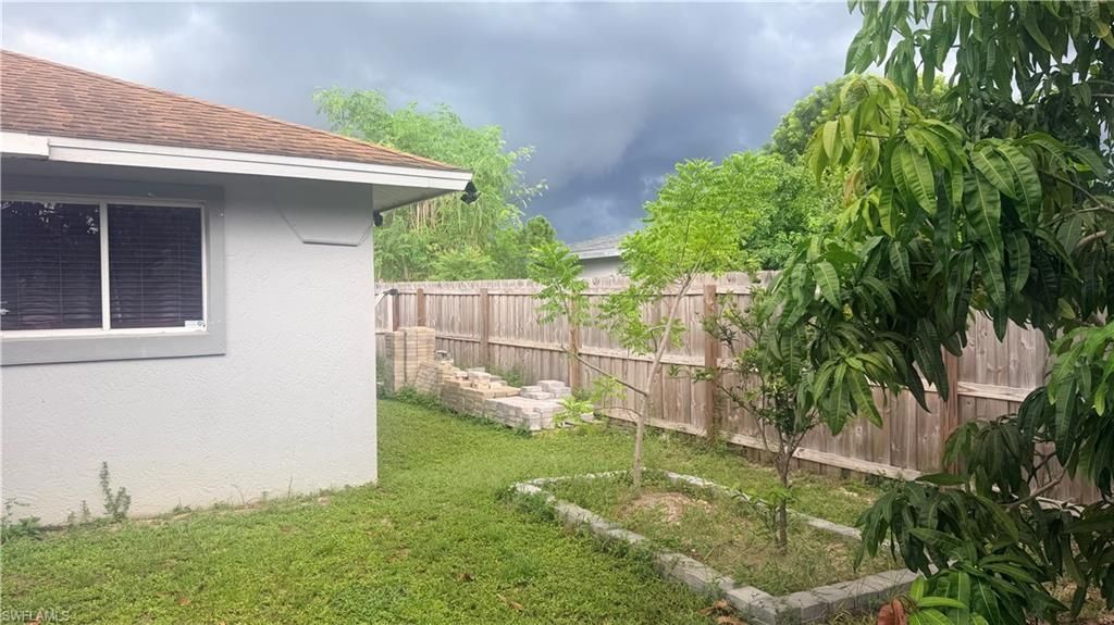 2230 Crystal Dr, Fort Myers, FL 33907 Photo