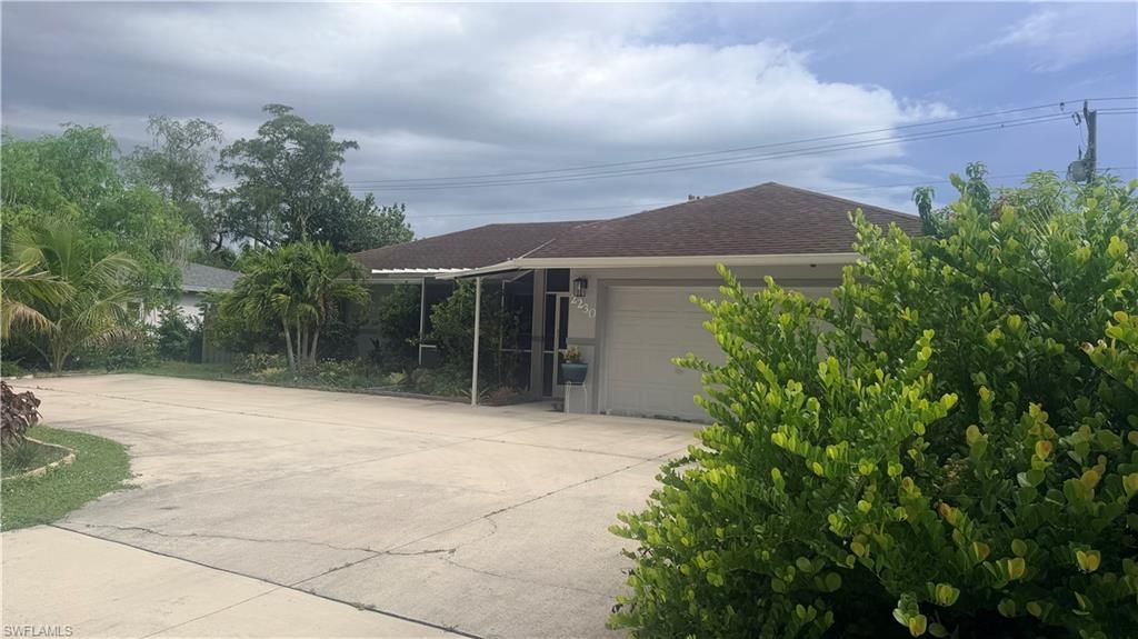 2230 Crystal Dr, Fort Myers, FL 33907 Photo