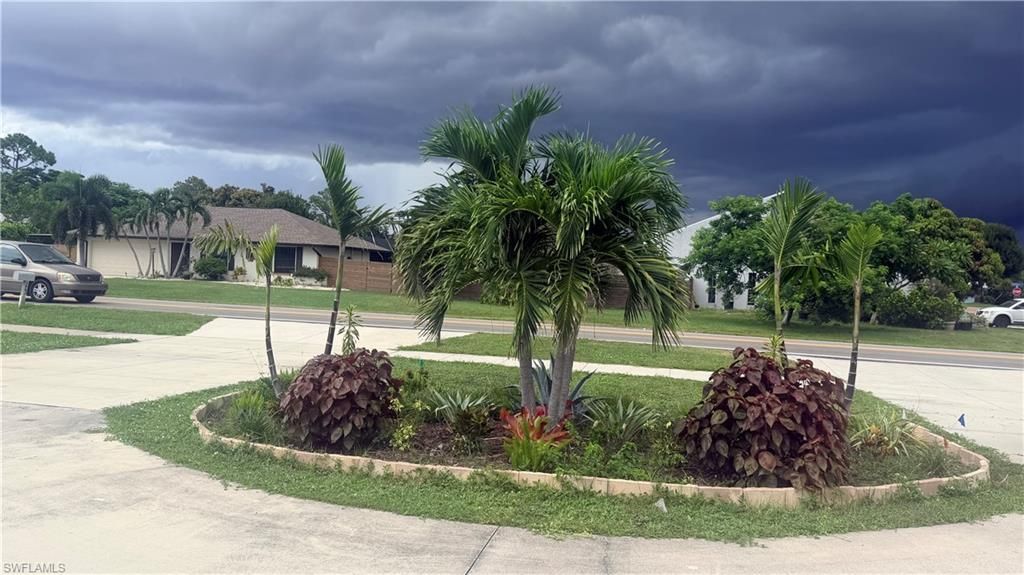 2230 Crystal Dr, Fort Myers, FL 33907 Photo