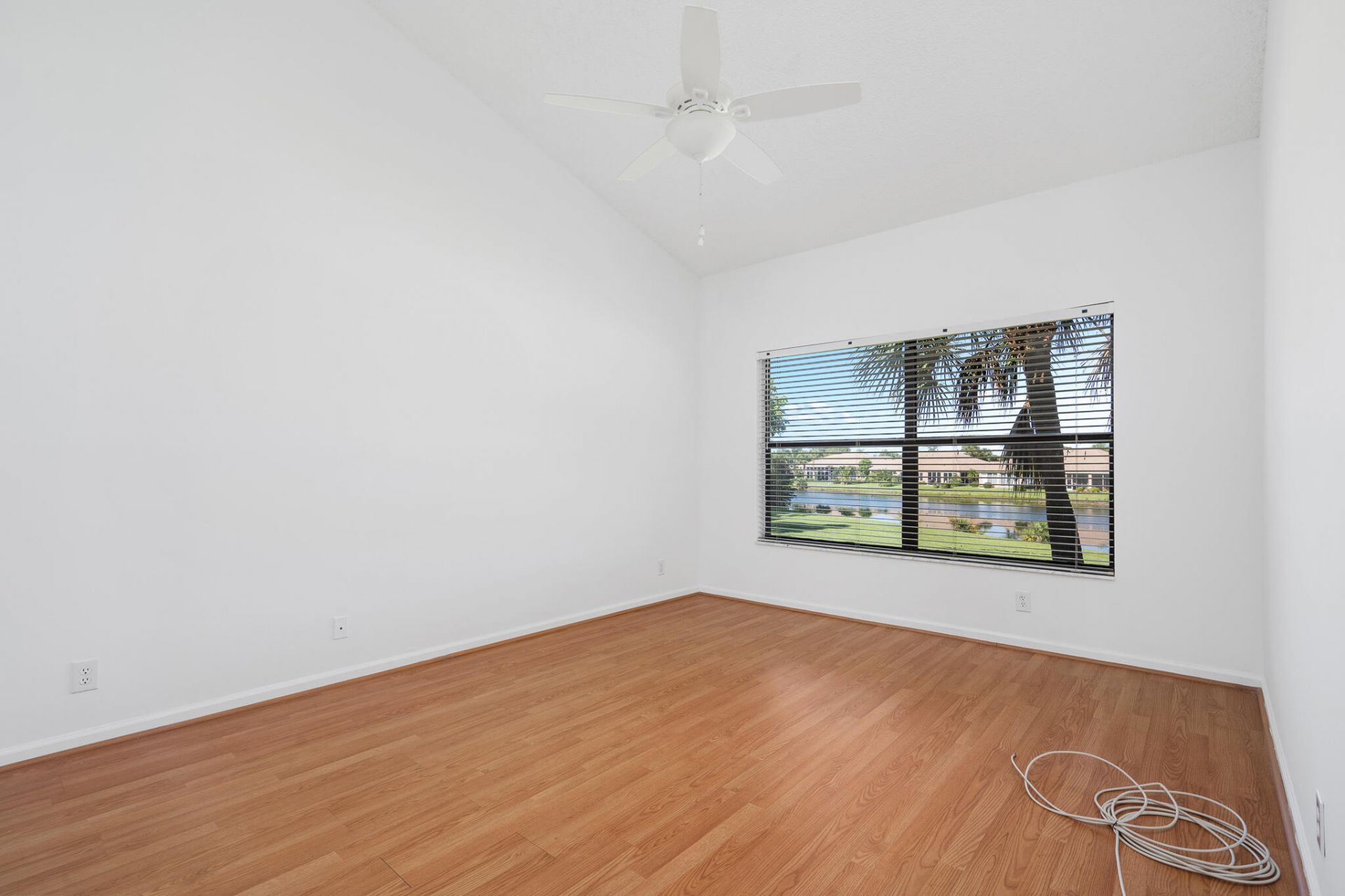 8049 Aberdeen Drive, Unit 202, Boynton Beach, FL 33472 Photo