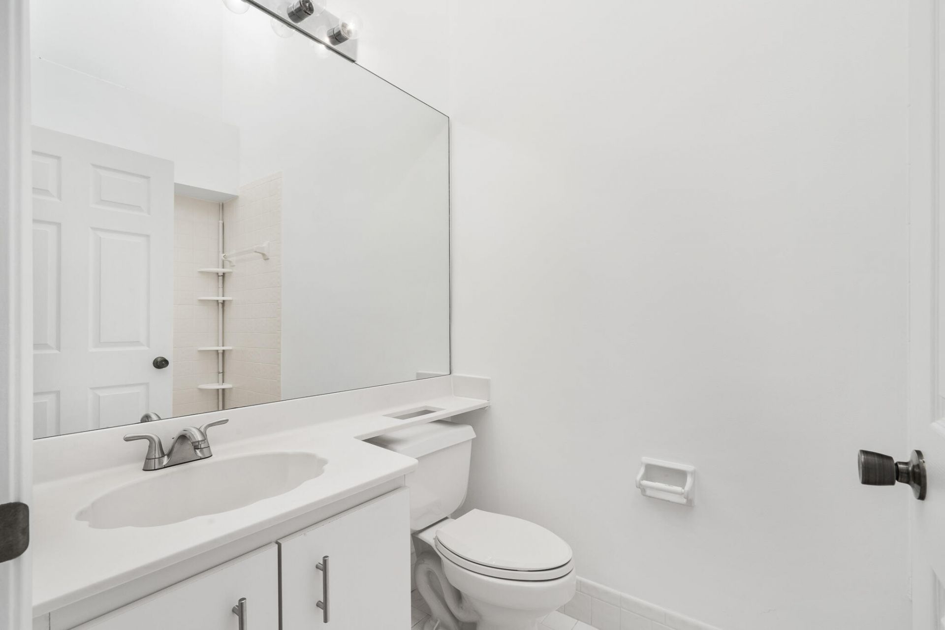 8049 Aberdeen Drive, Unit 202, Boynton Beach, FL 33472 Photo