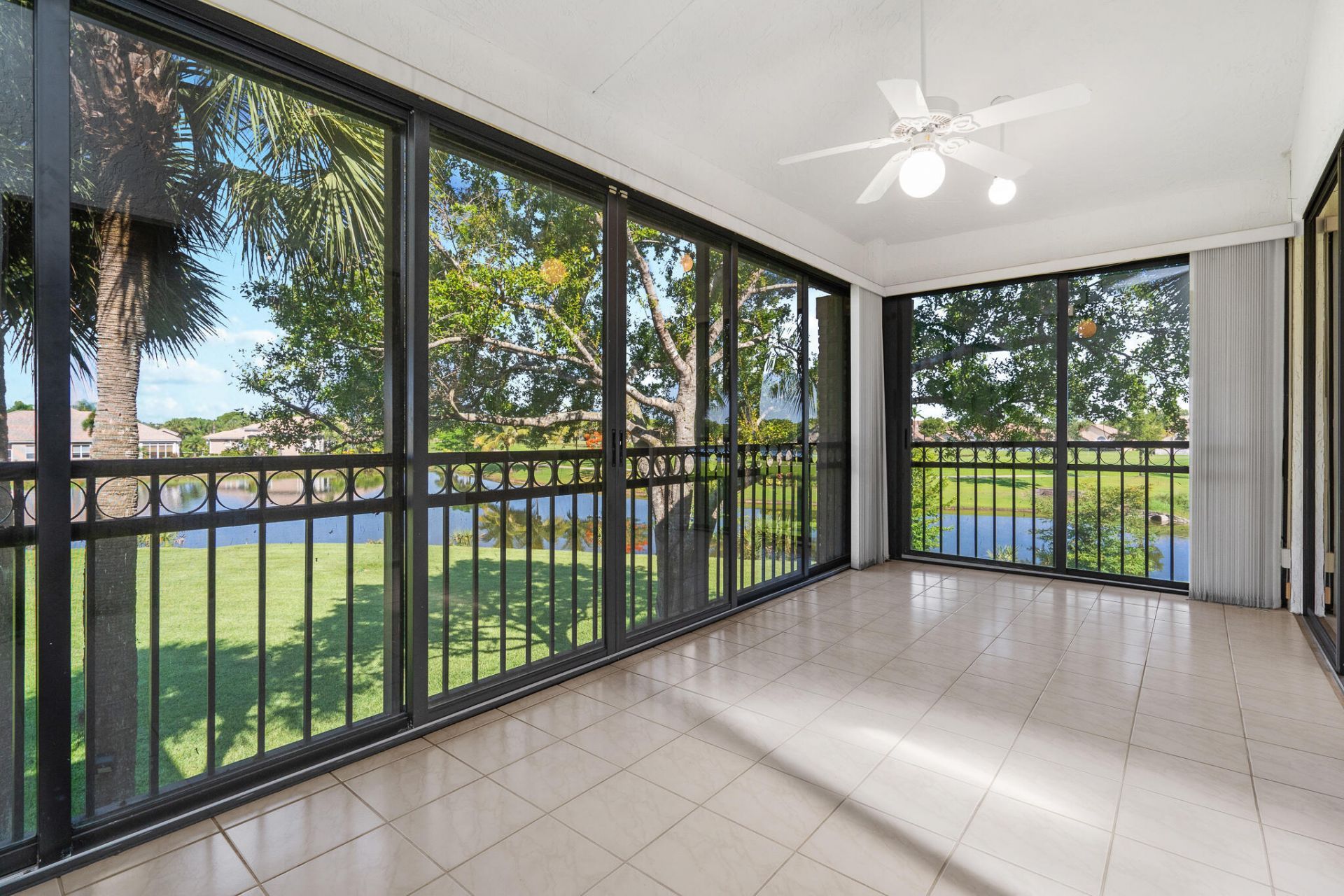 8049 Aberdeen Drive, Unit 202, Boynton Beach, FL 33472 Photo