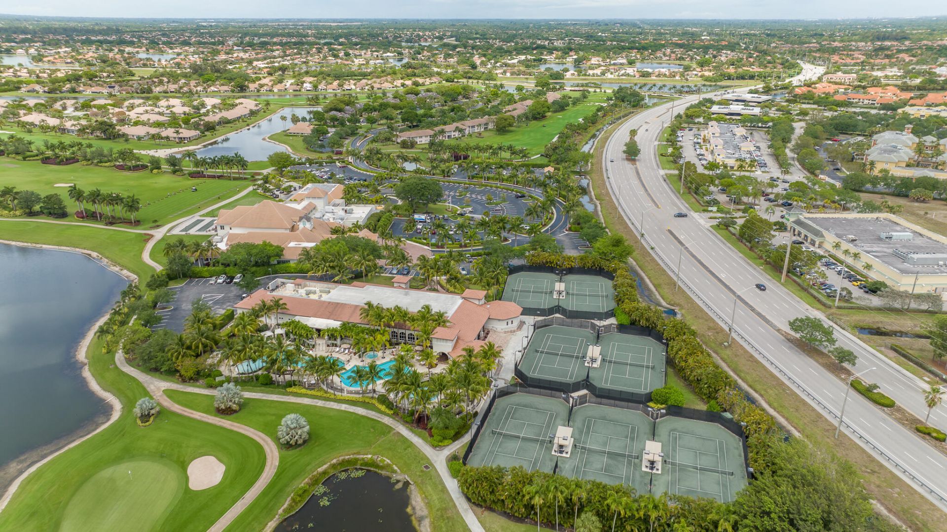 8049 Aberdeen Drive, Unit 202, Boynton Beach, FL 33472 Photo