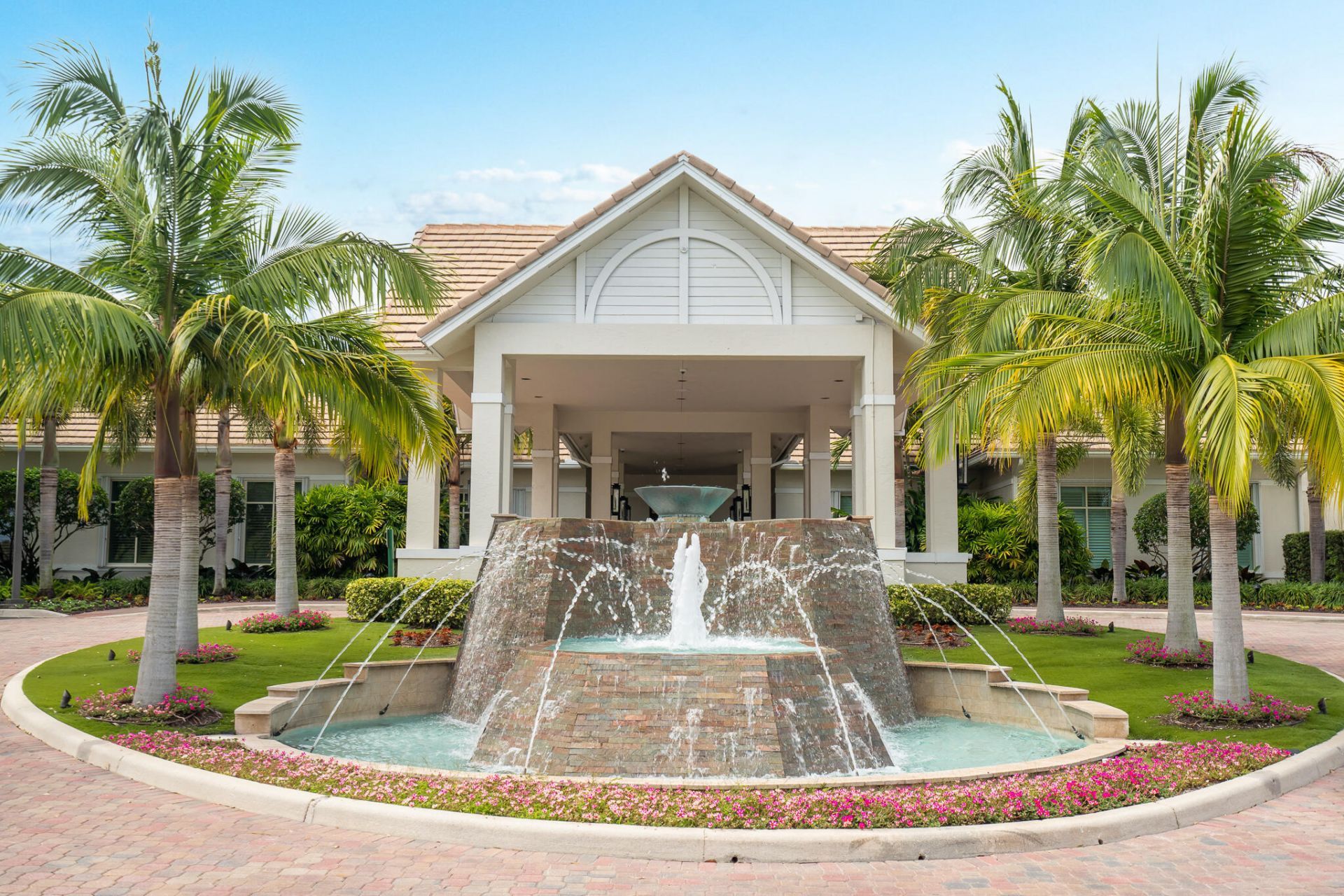 8049 Aberdeen Drive, Unit 202, Boynton Beach, FL 33472 Photo