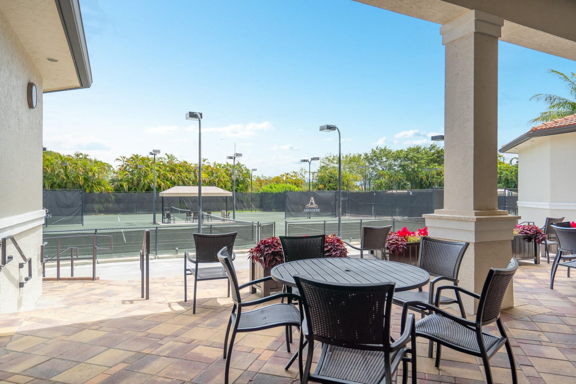 8049 Aberdeen Drive, Unit 202, Boynton Beach, FL 33472 Photo