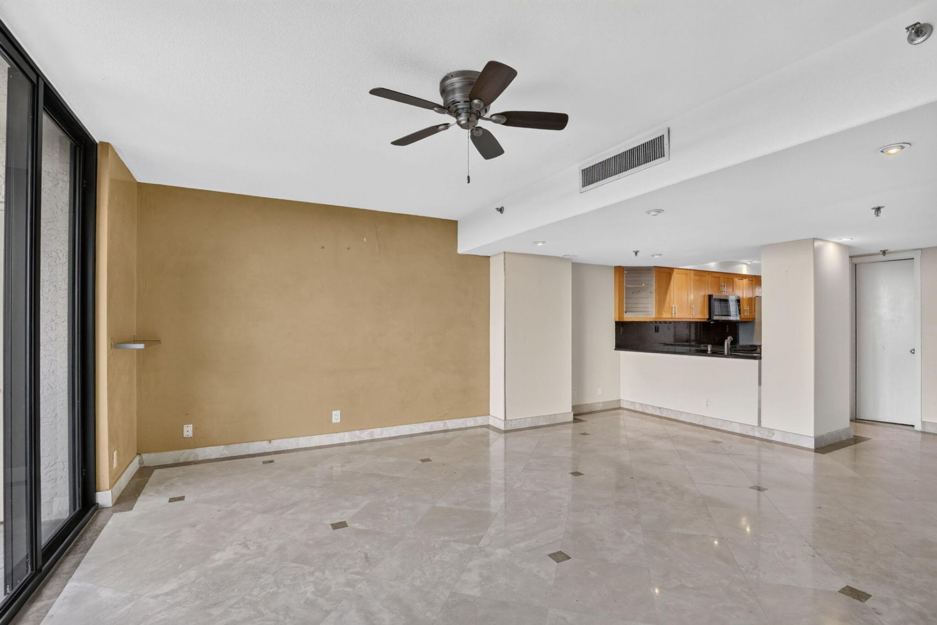 2300 NE 33rd Avenue, Unit 604, Fort Lauderdale, FL 33305 Photo