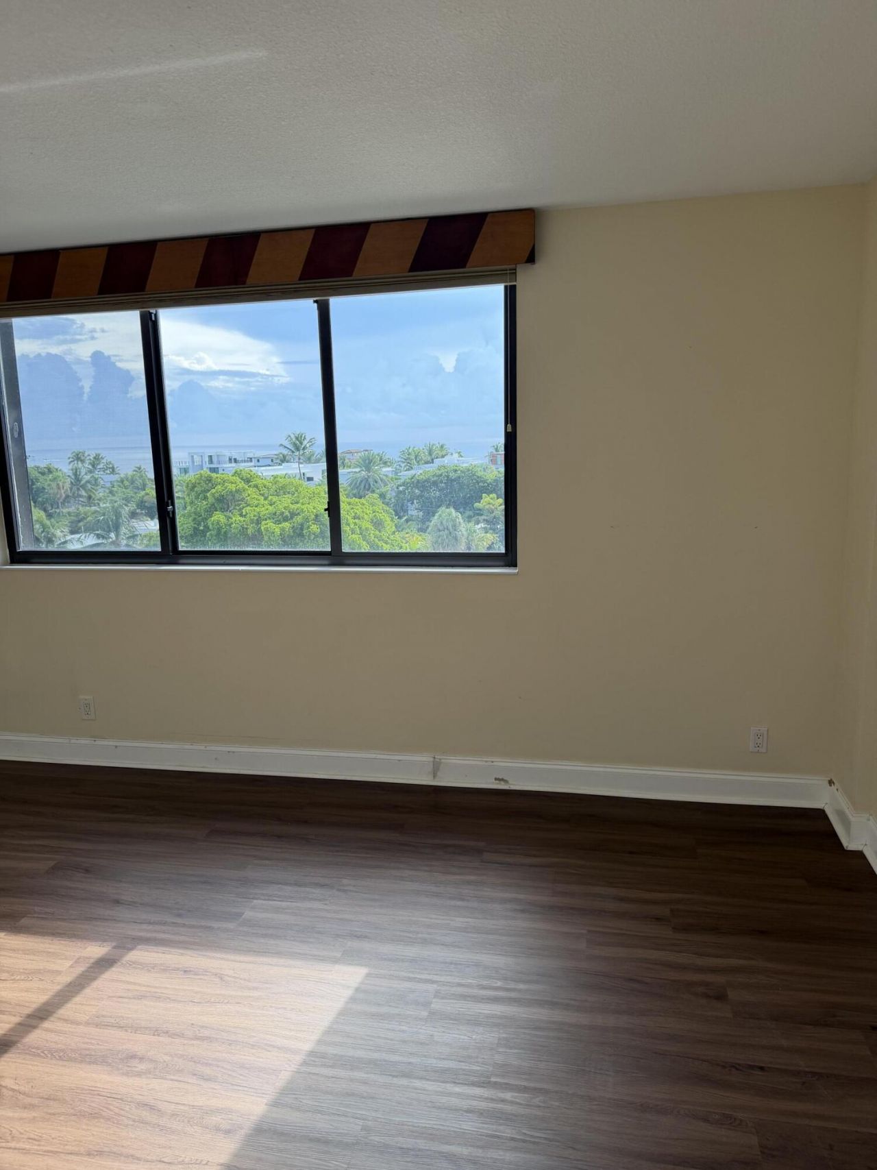 2300 NE 33rd Avenue, Unit 604, Fort Lauderdale, FL 33305 Photo