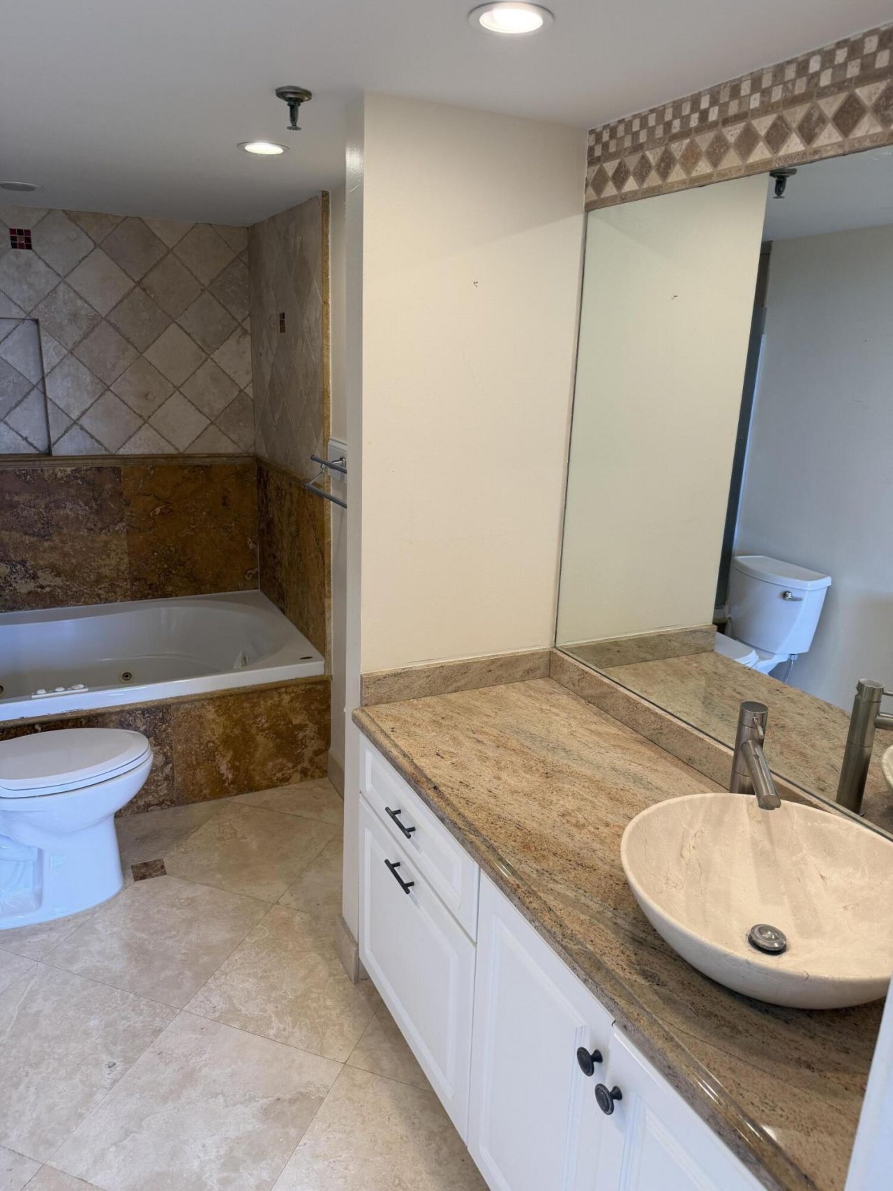 2300 NE 33rd Avenue, Unit 604, Fort Lauderdale, FL 33305 Photo