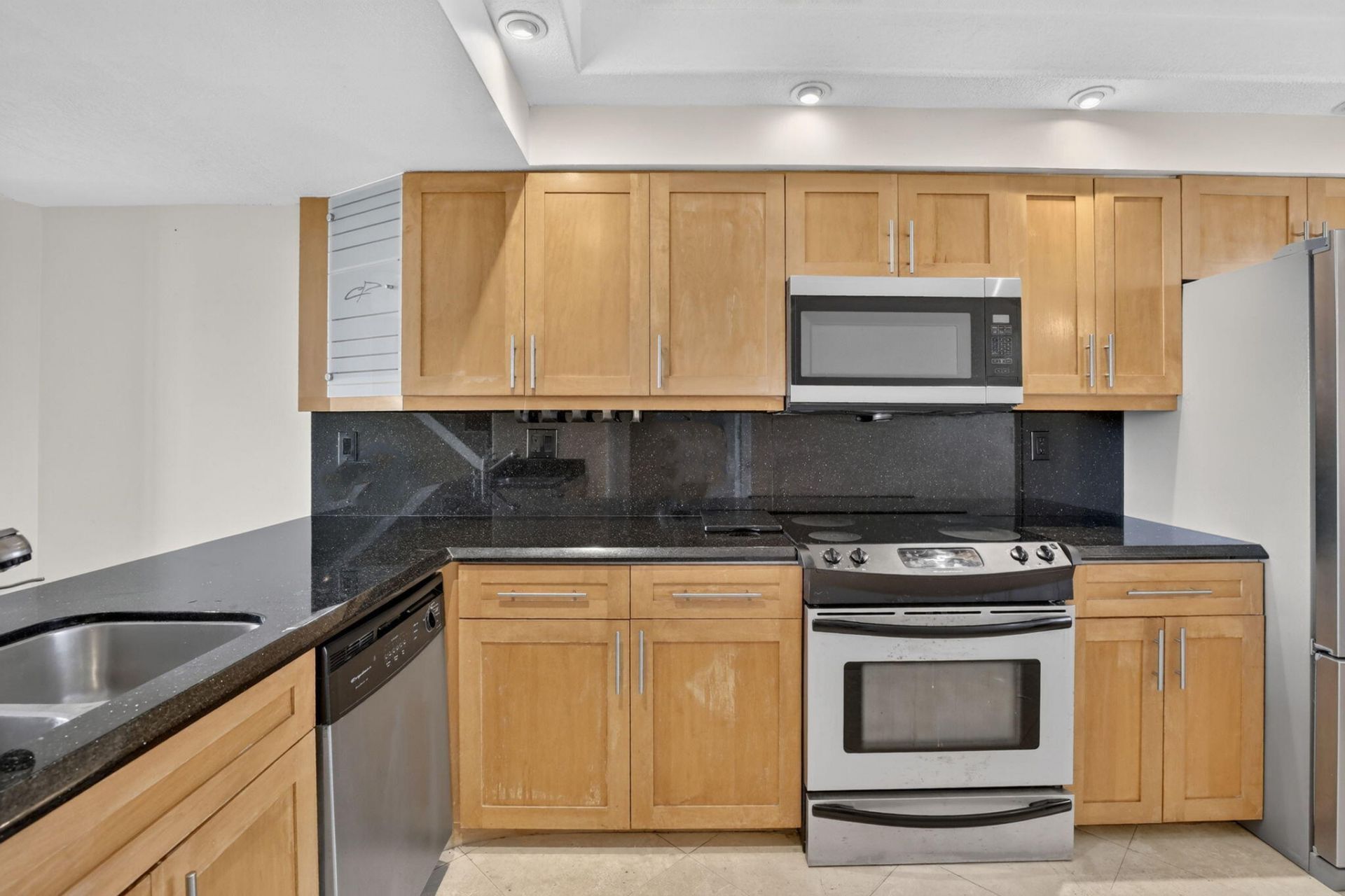 2300 NE 33rd Avenue, Unit 604, Fort Lauderdale, FL 33305 Photo