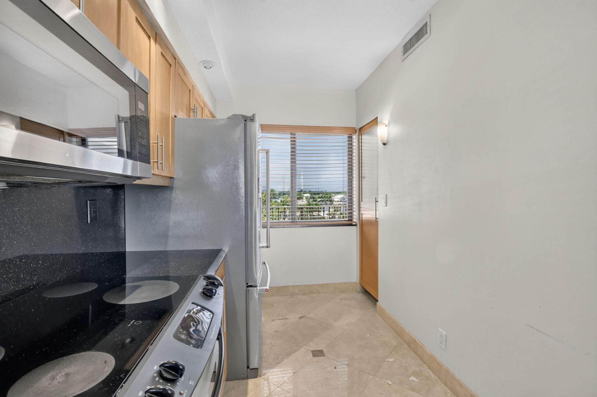 2300 NE 33rd Avenue, Unit 604, Fort Lauderdale, FL 33305 Photo
