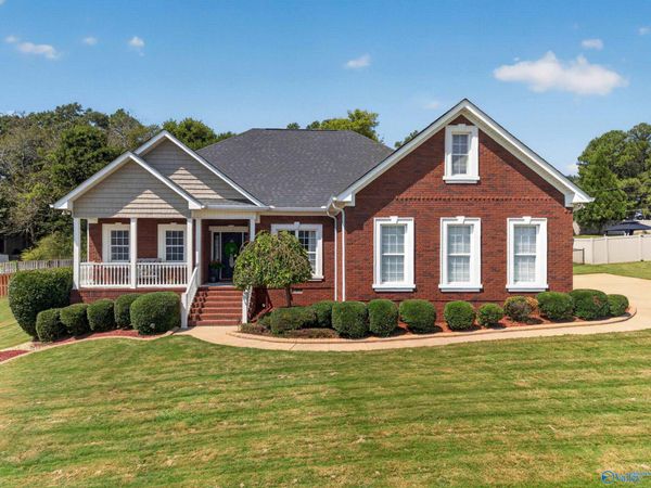142 Barrington Circle, Alexandria, AL 36250